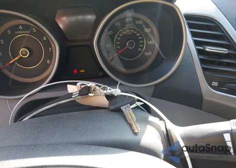 2014 Hyundai Elantra Se z USA, uszkodzony, nr VIN KMHDH4AE0EU179731